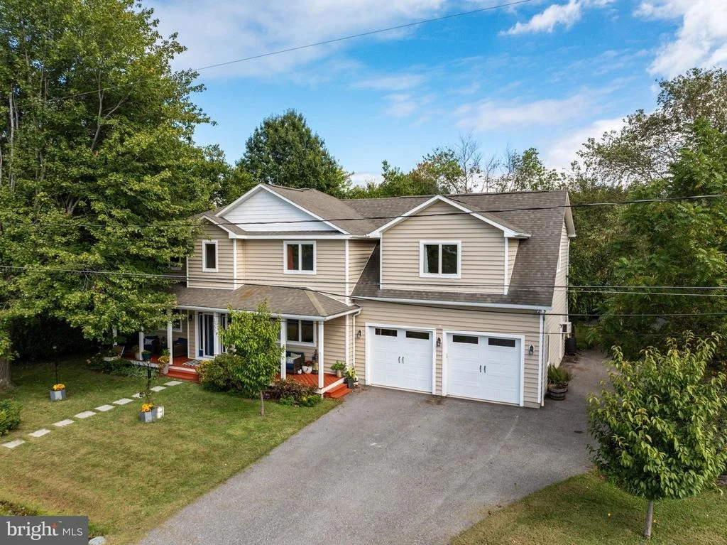 Photo of 1351 CALVERT ROAD