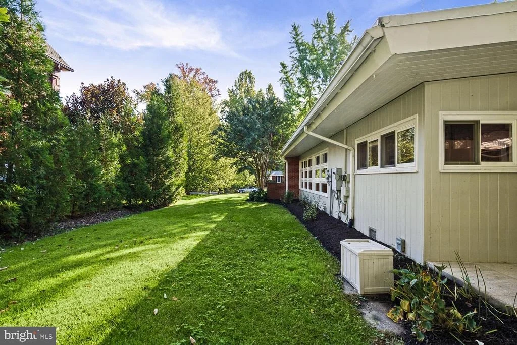 Photo of 9408 FOREST HAVEN DRIVE