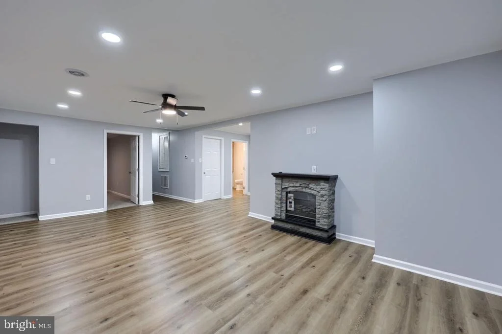 Photo of 1384 ROUNDTOP ROAD