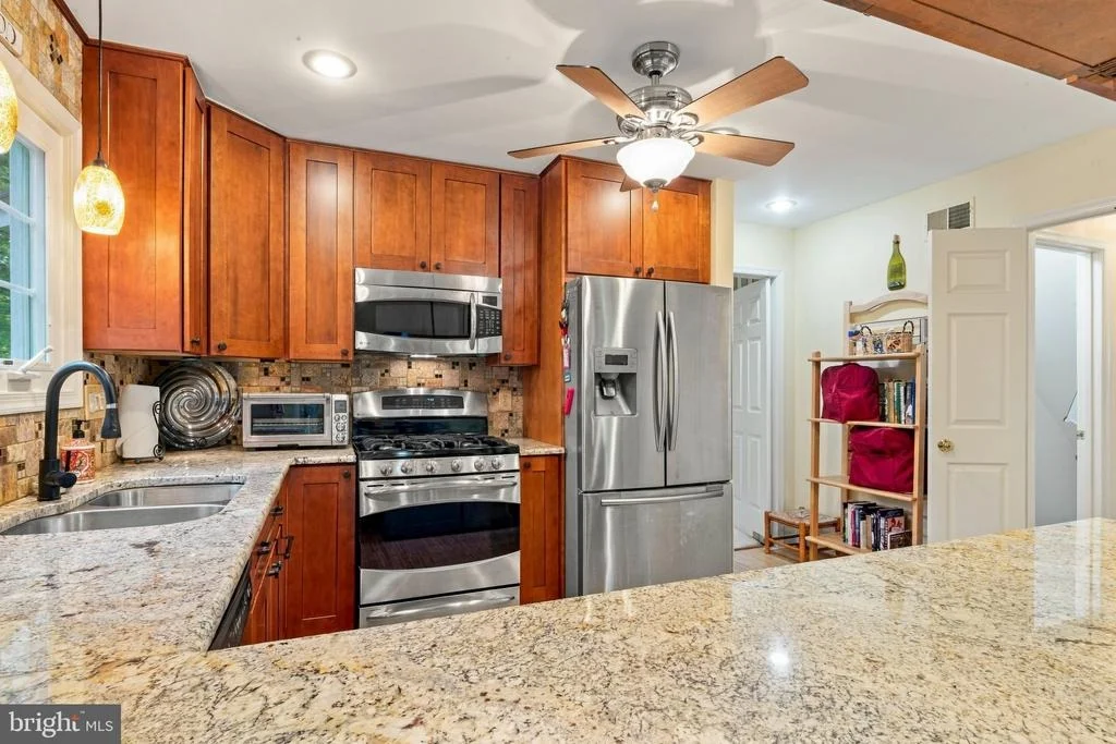 Photo of 1316 SUMMERFIELD DRIVE