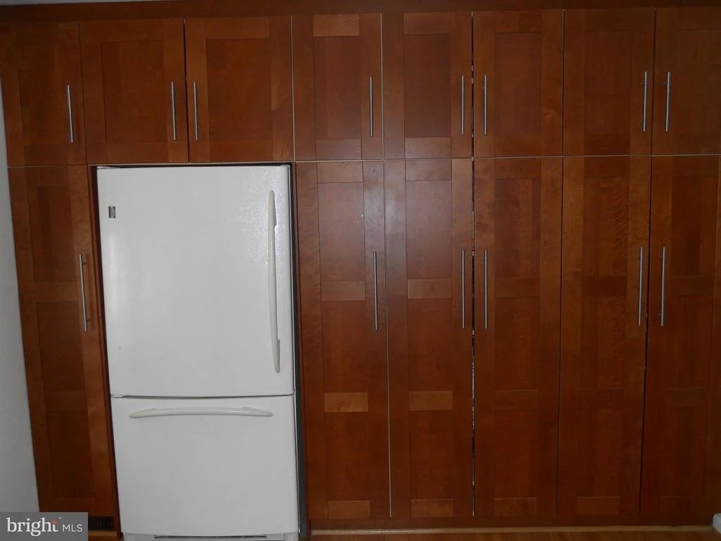 Photo of 1805 QUEENSGUARD ROAD