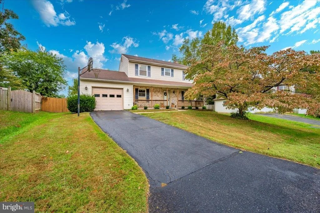 Photo of 8413 MOUNTAIN LAUREL LANE
