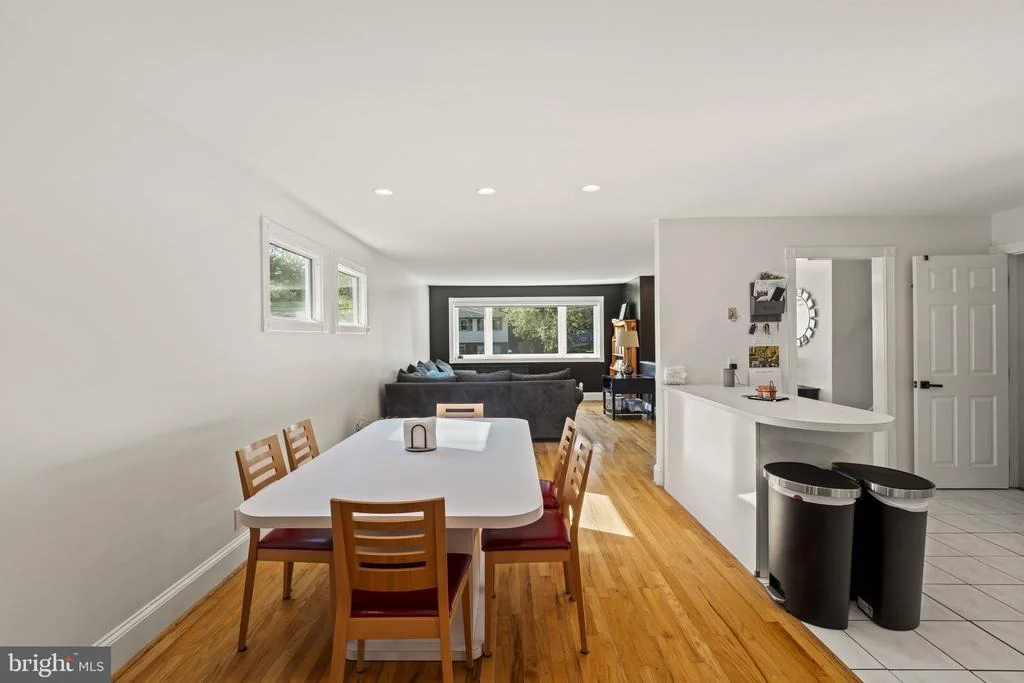 Photo of 409 BRADFORD ROAD