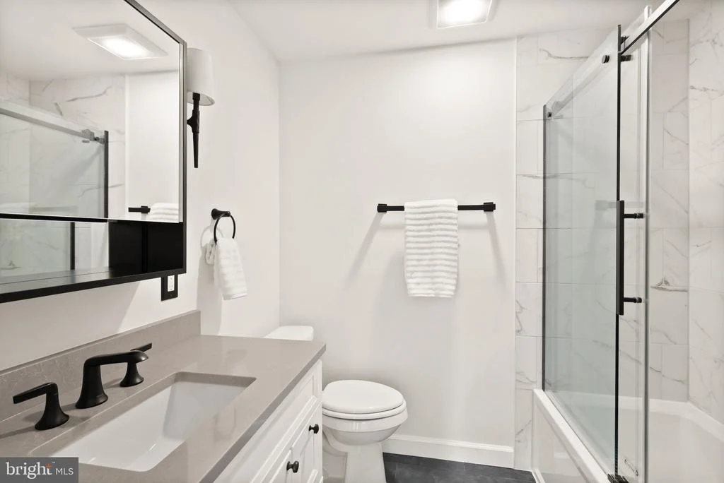 Photo of 8906 TAILCOAT COURT