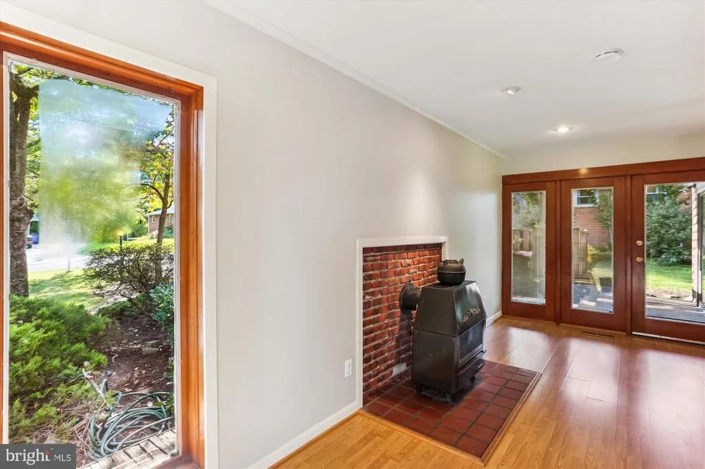 Photo of 816 OLIVE DRIVE