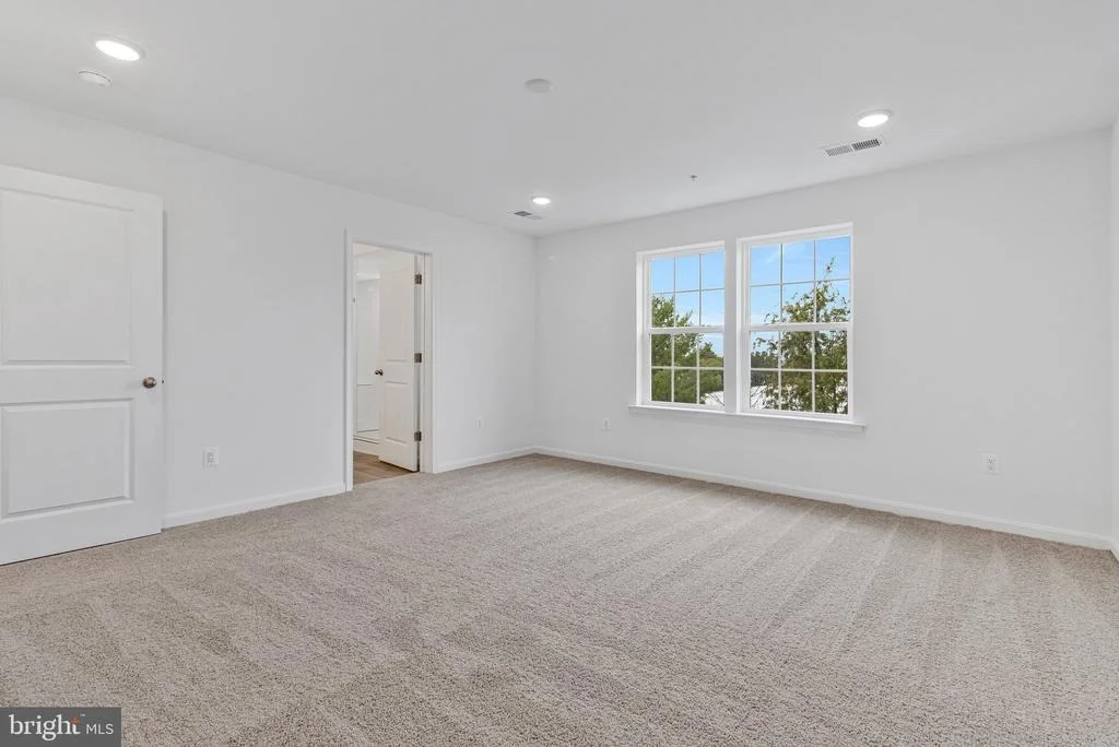 Photo of 41 EVERETT DRIVE