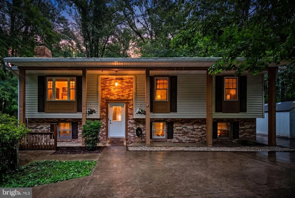 Photo of 11039 TIMBERVIEW DRIVE