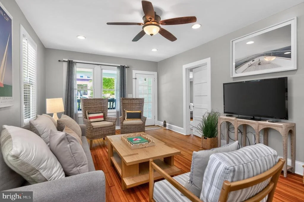 Photo of 607 MELVIN AVENUE