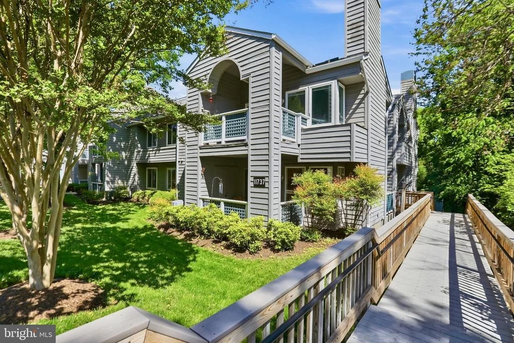 Photo of Unit A at 11737 SUMMERCHASE CIRCLE