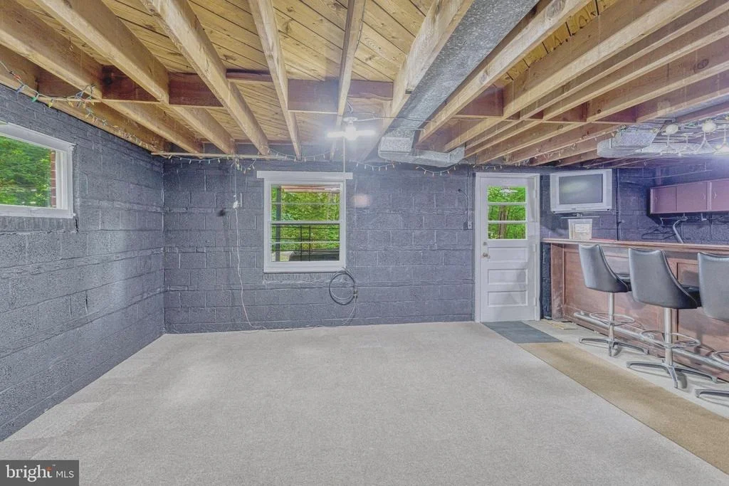 Photo of 9809 ASHBY ROAD