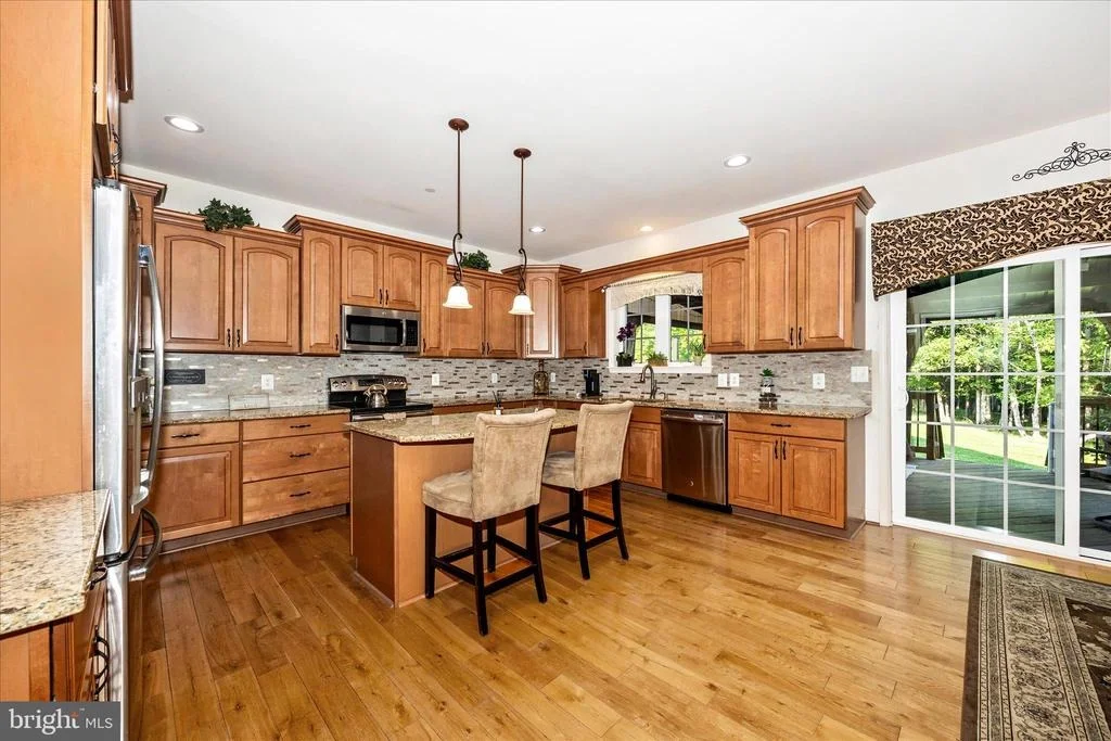 Photo of 7145 LINGANORE ROAD