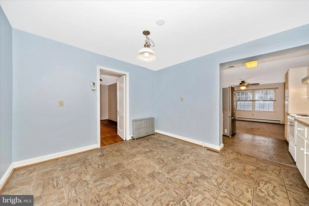 Photo of 9 E 13TH STREET