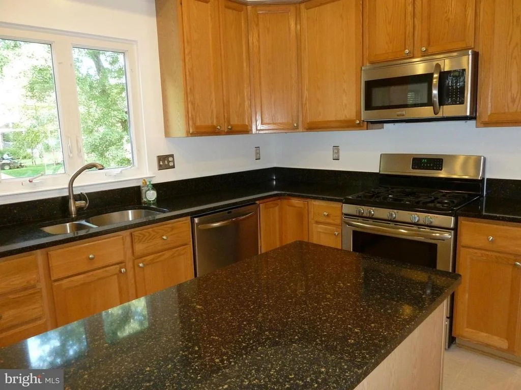Photo of 4505 WINDING OAK DRIVE