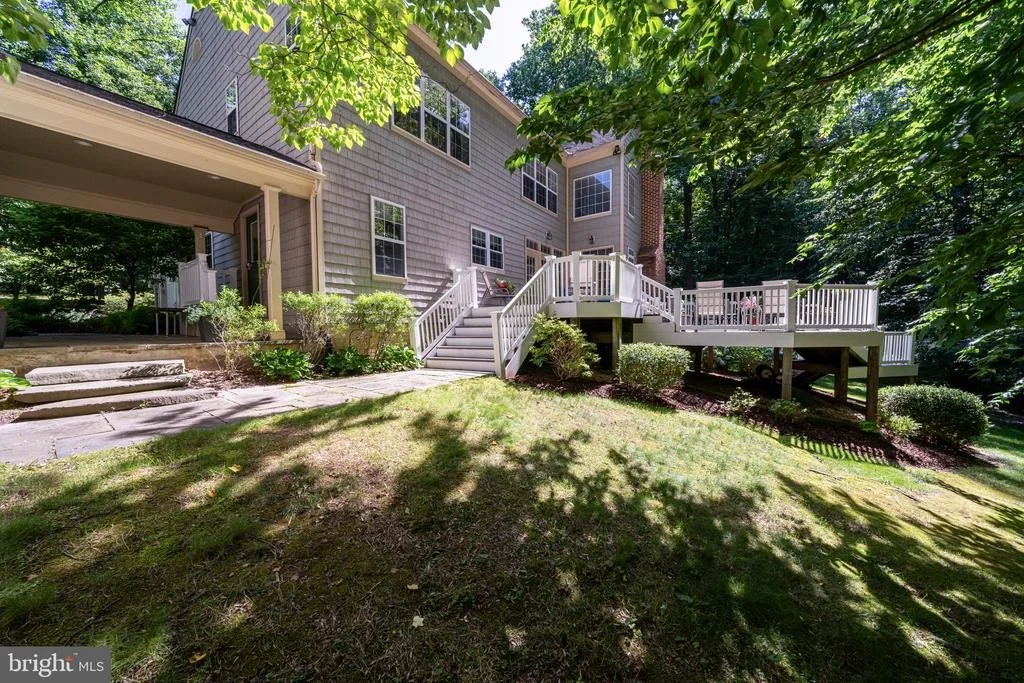 Photo of 40845 FOREST GLEN DRIVE