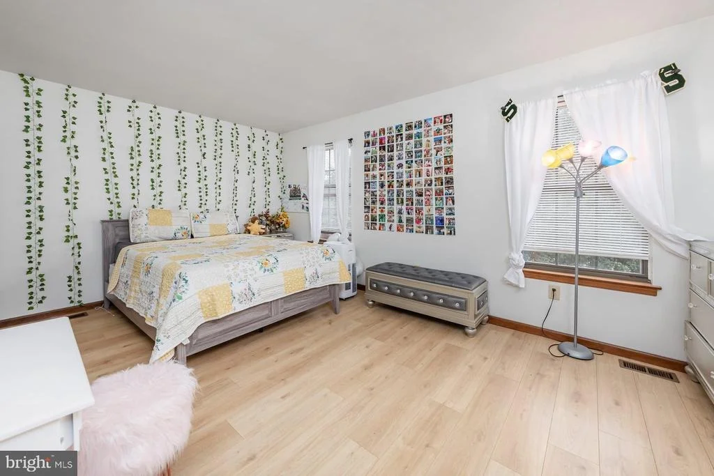 Photo of 1122 RAINBOW CIRCLE