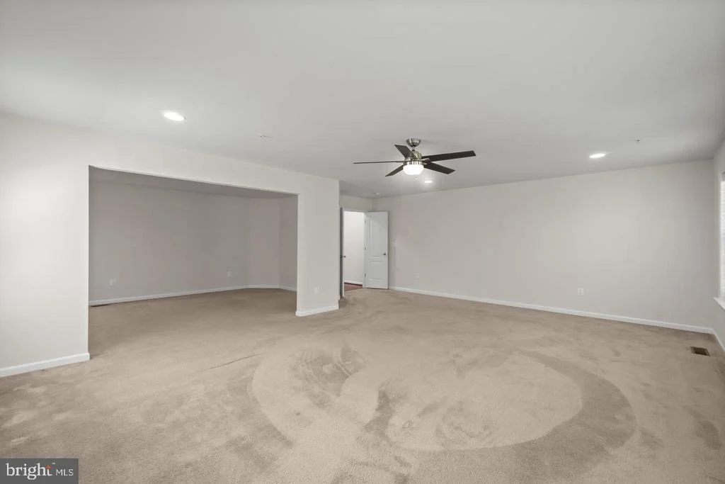 Photo of 9613 MANOR OAKS VIEW