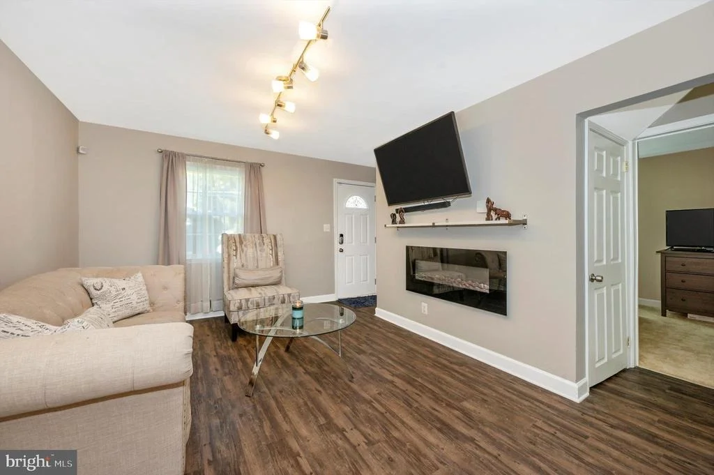 Photo of 2213 BRETON DRIVE