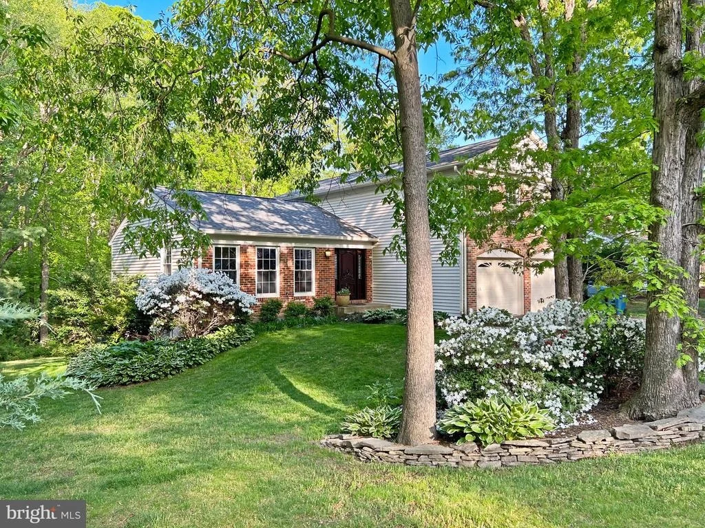 Photo of 7605 MARITIME LANE