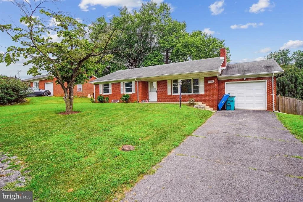 Photo of 11910 HAVEN HILL DRIVE