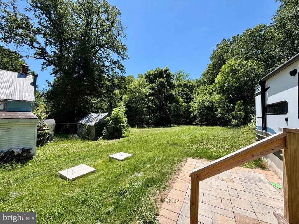 Photo of 10121 PUTMAN ROAD