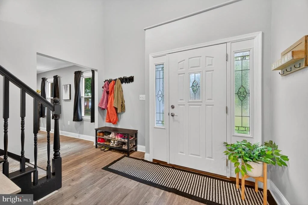 Photo of 9015 LONGBOW ROAD