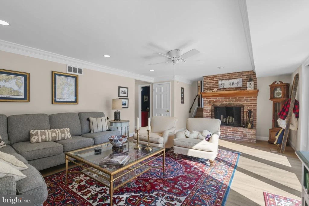 Photo of 384 EAGLE HILL ROAD