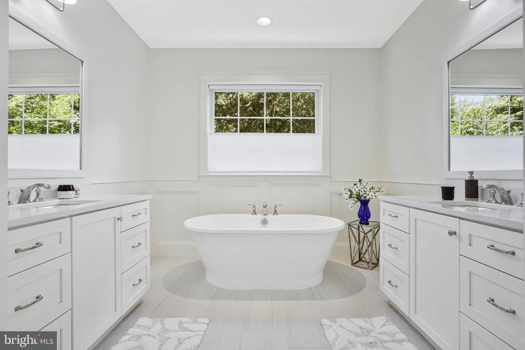 Photo of 1712 EAST AVENUE