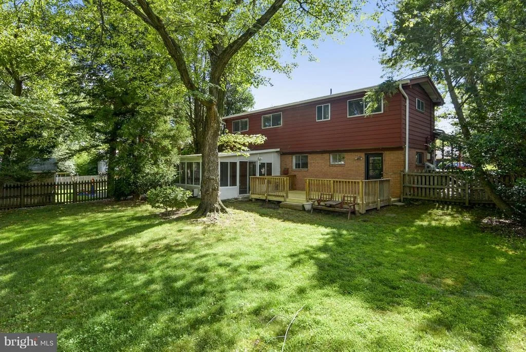 Photo of 11407 CLOVERHILL DRIVE