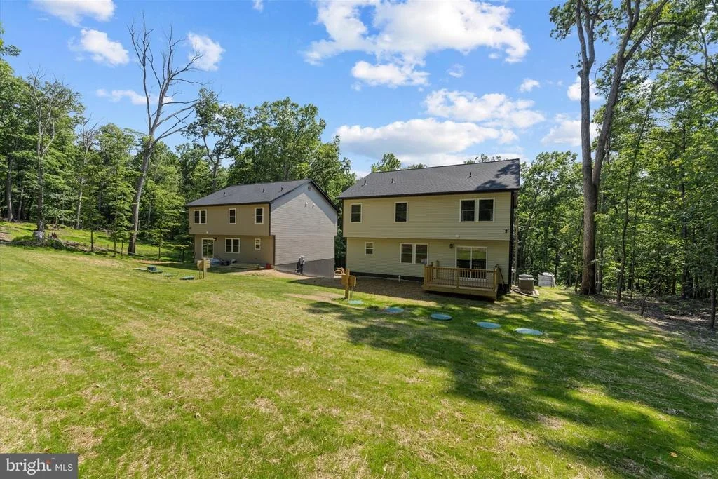 Photo of 440 CEDAR LANE