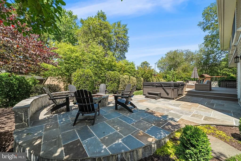 Photo of 2010 CLARK PLACE