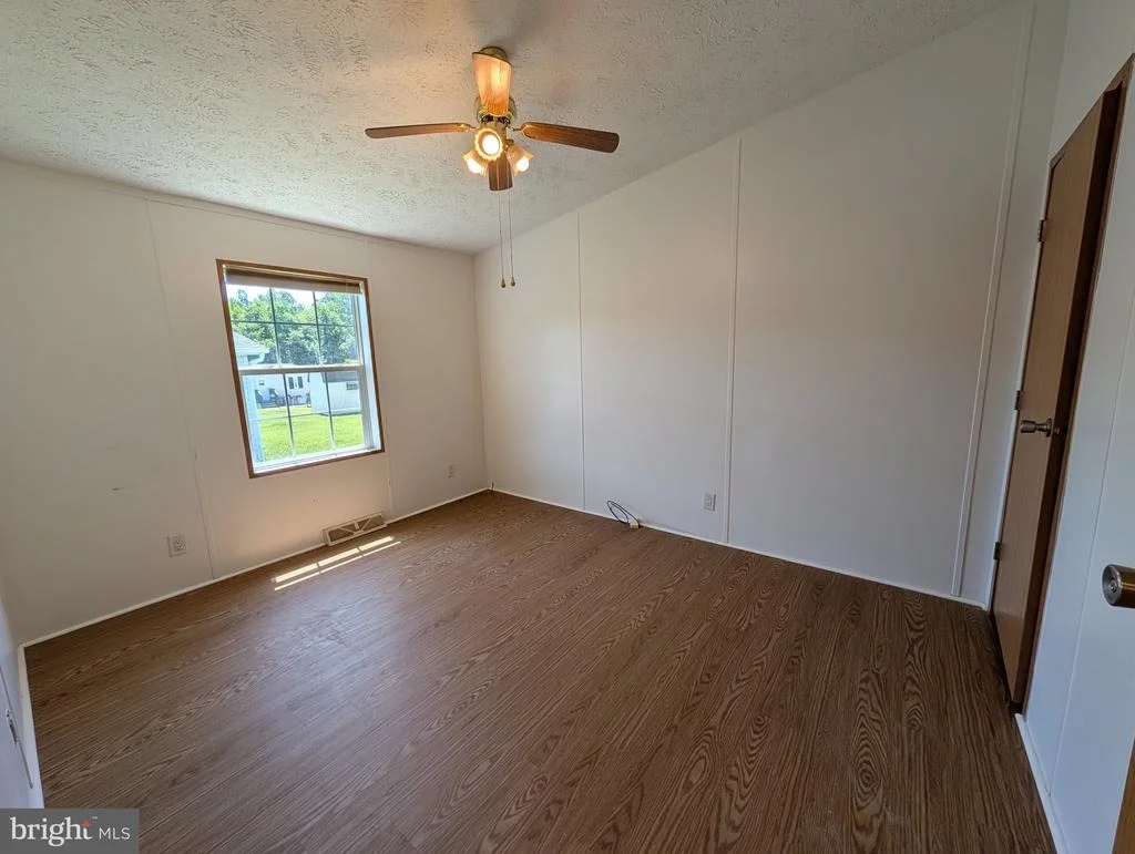 Photo of 216 GARNER DRIVE