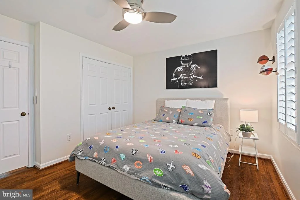 Photo of 7712 LEAR ROAD