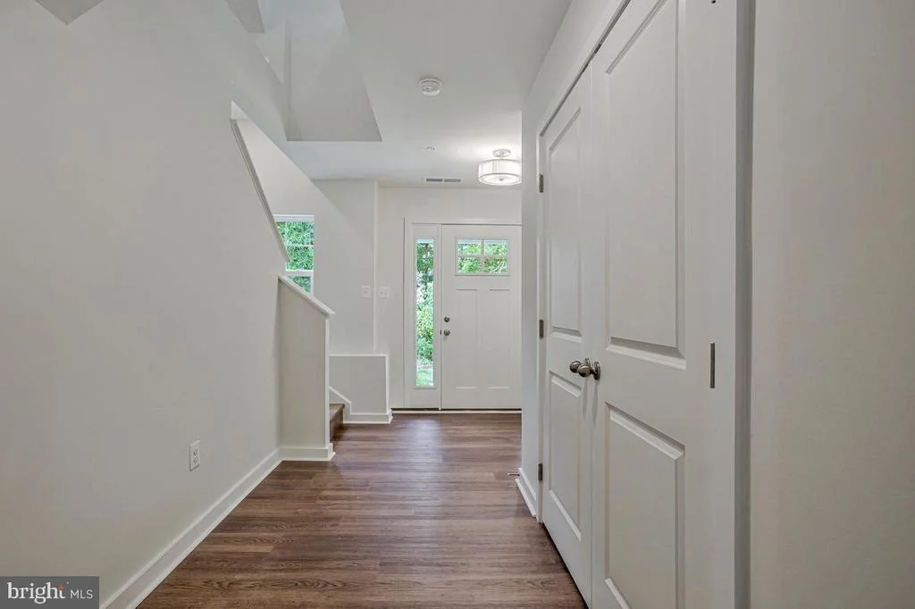 Photo of 721 NOLLMEYER ROAD