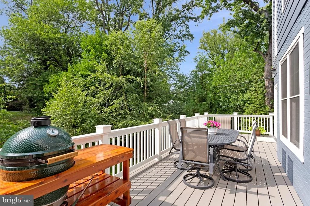 Photo of 4027 25TH ROAD N