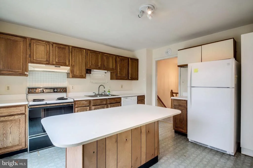 Photo of 5550 JACLYN DRIVE