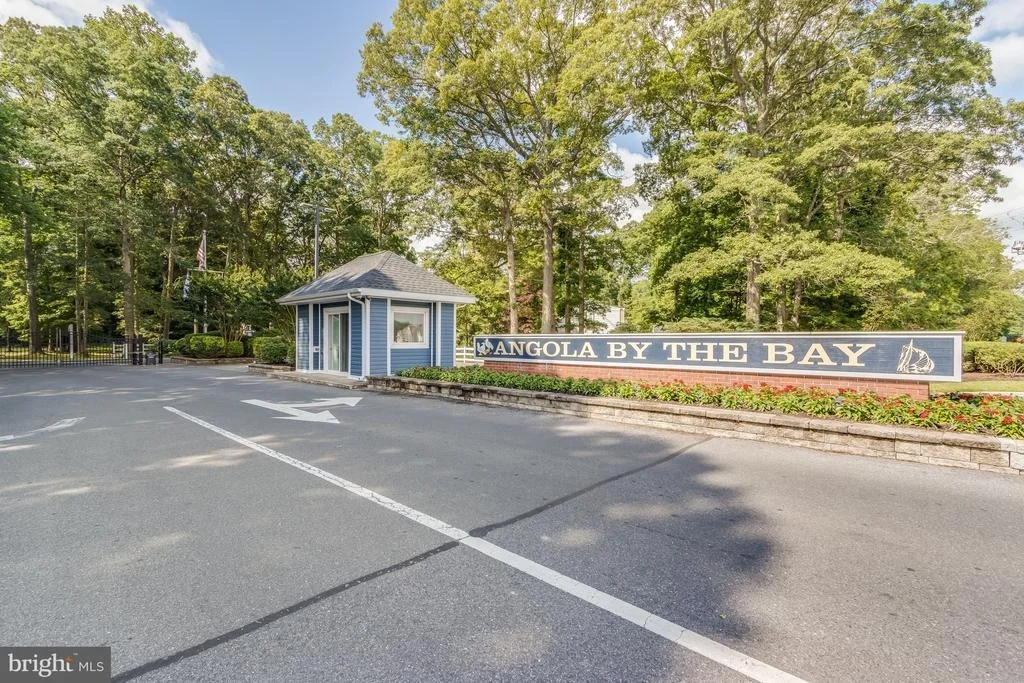 Photo of 33641 WOODLAND CIRCLE