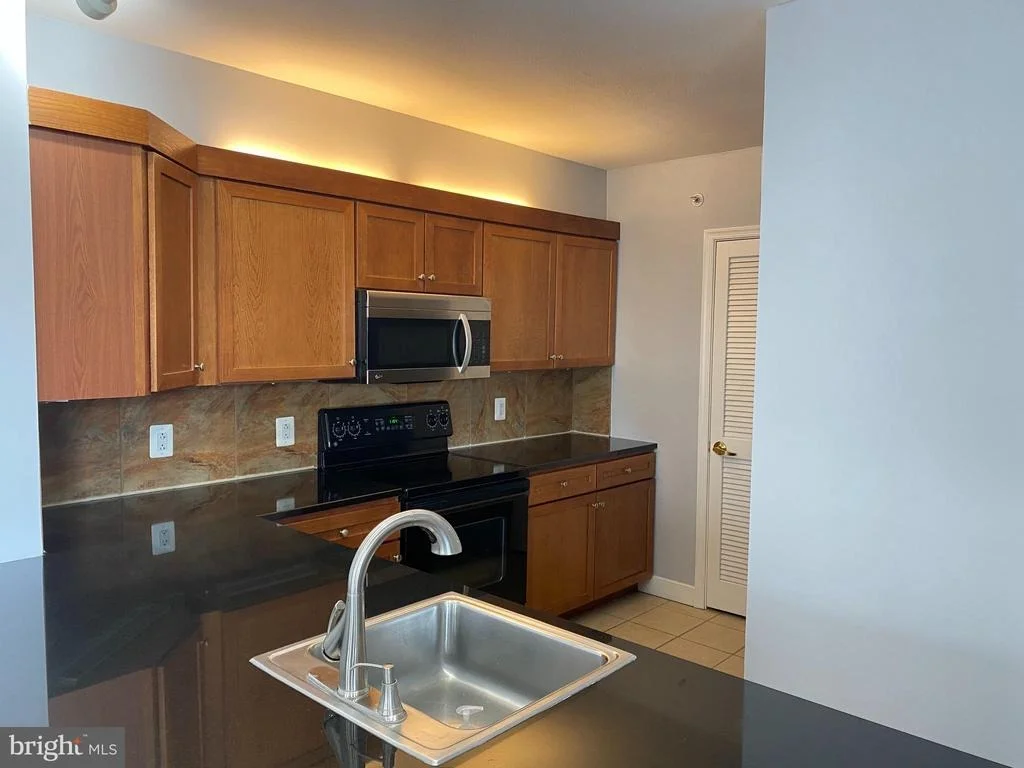 Photo of Unit 619 at 616 E STREET NW