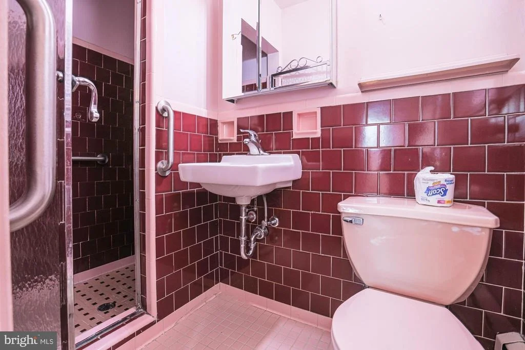 Photo of 3106 LABYRINTH ROAD