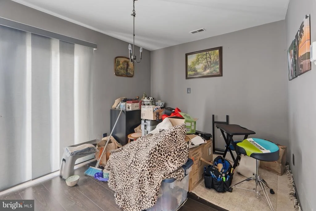 Photo of 6 LANFORD ROAD