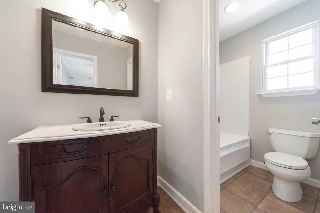 Photo of 8135 HIGHPOINT ROAD