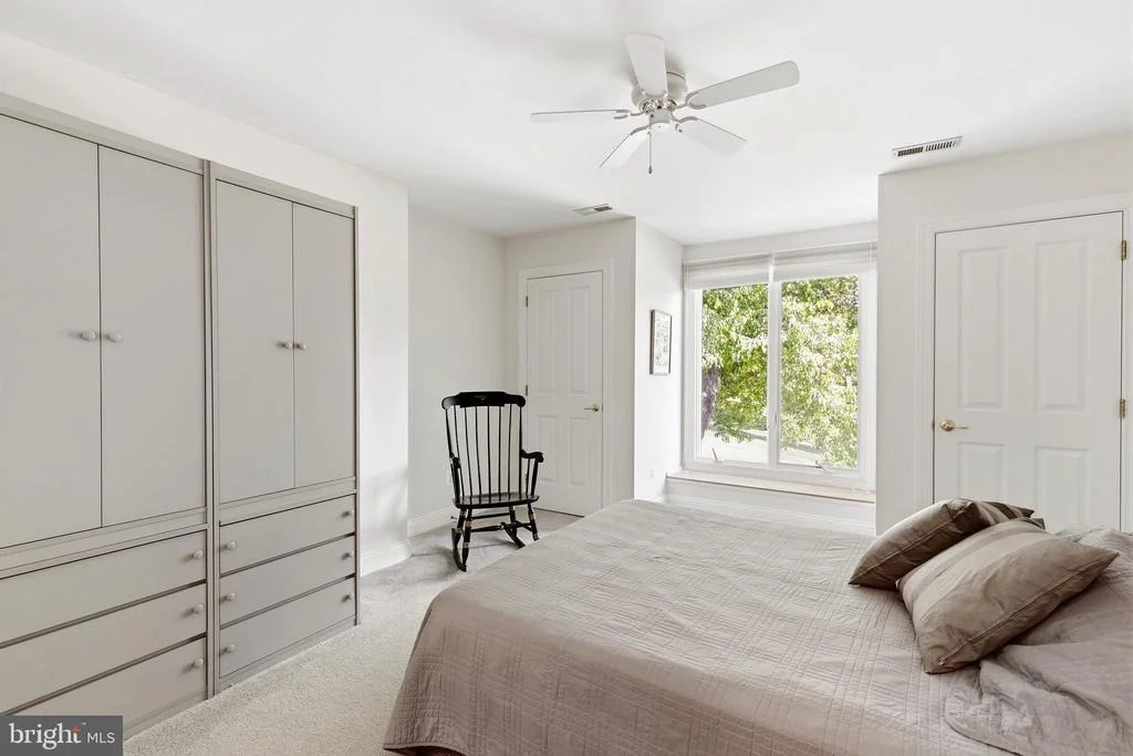 Photo of 1809 SPARKS DRIVE