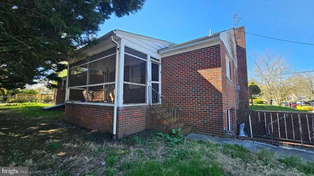 Photo of 262 MORRISON AVENUE