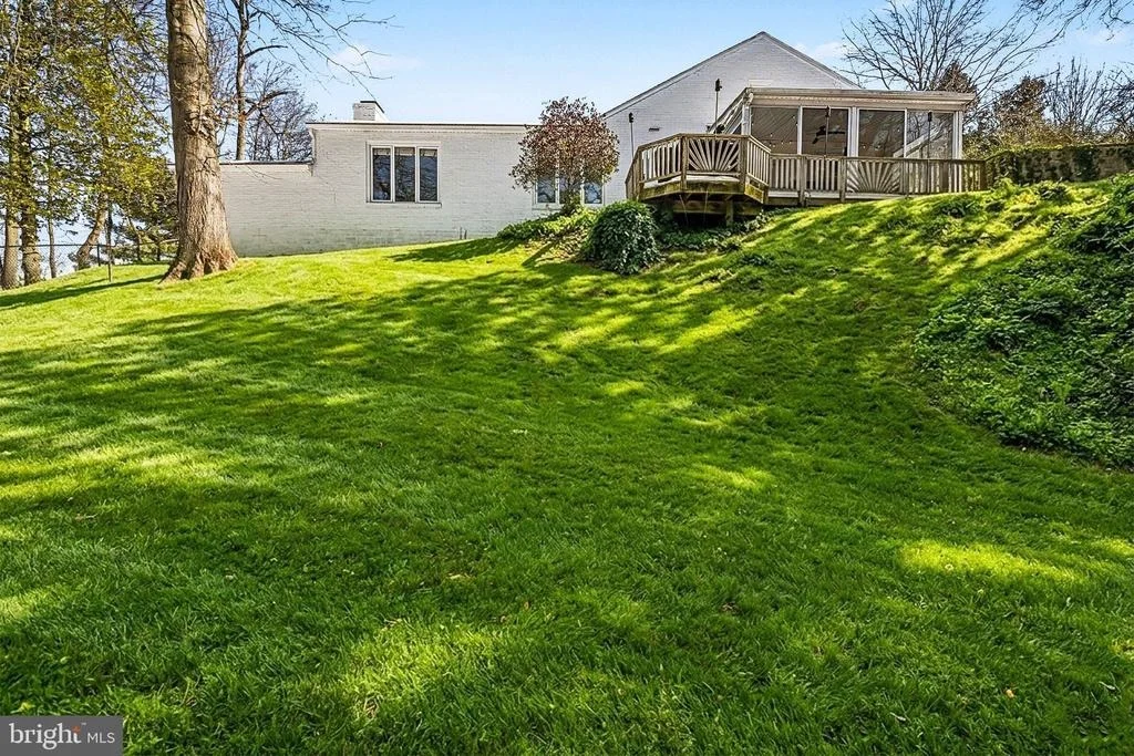 Photo of 3 MARBETH HILL
