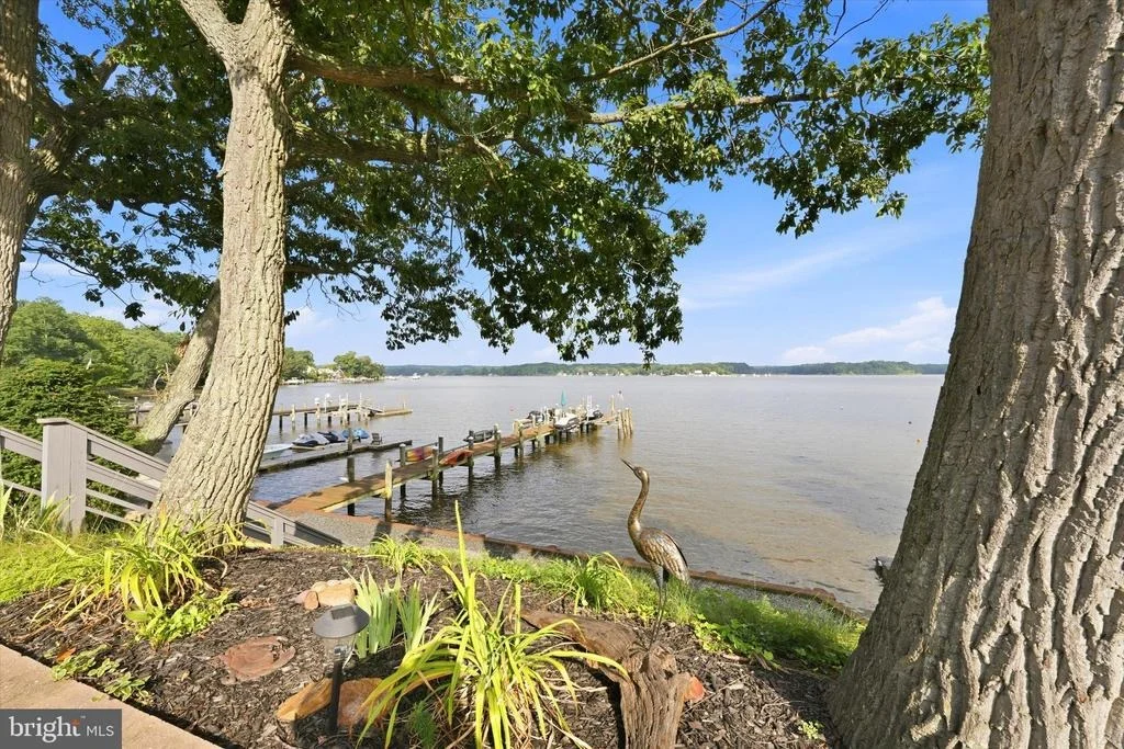 Photo of 127 ELKSIDE ROAD