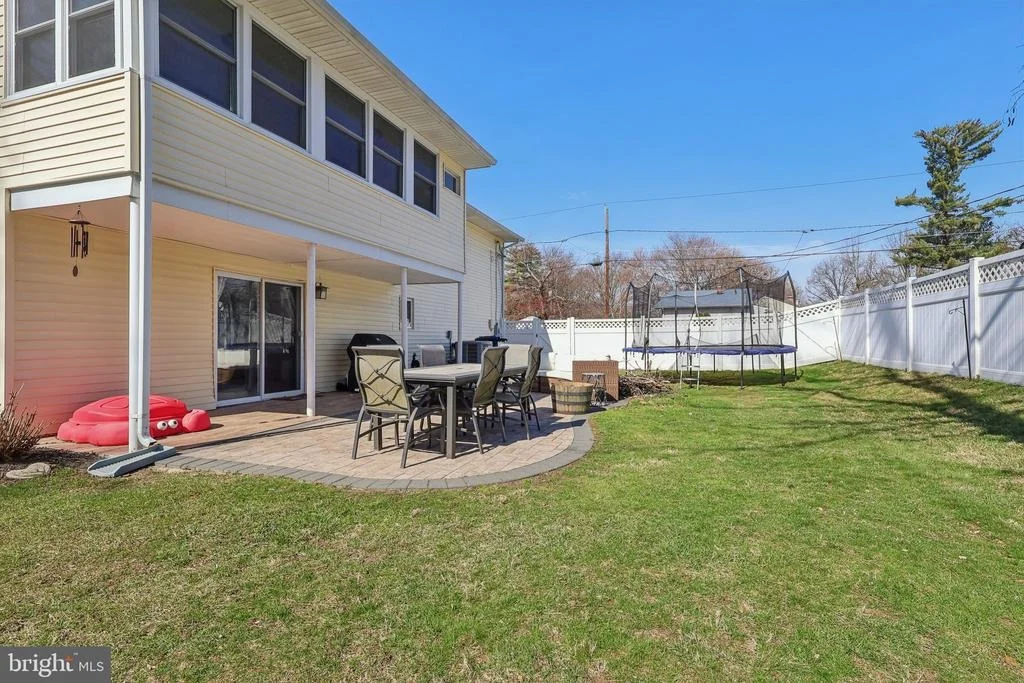 Photo of 6 RYDAL DRIVE