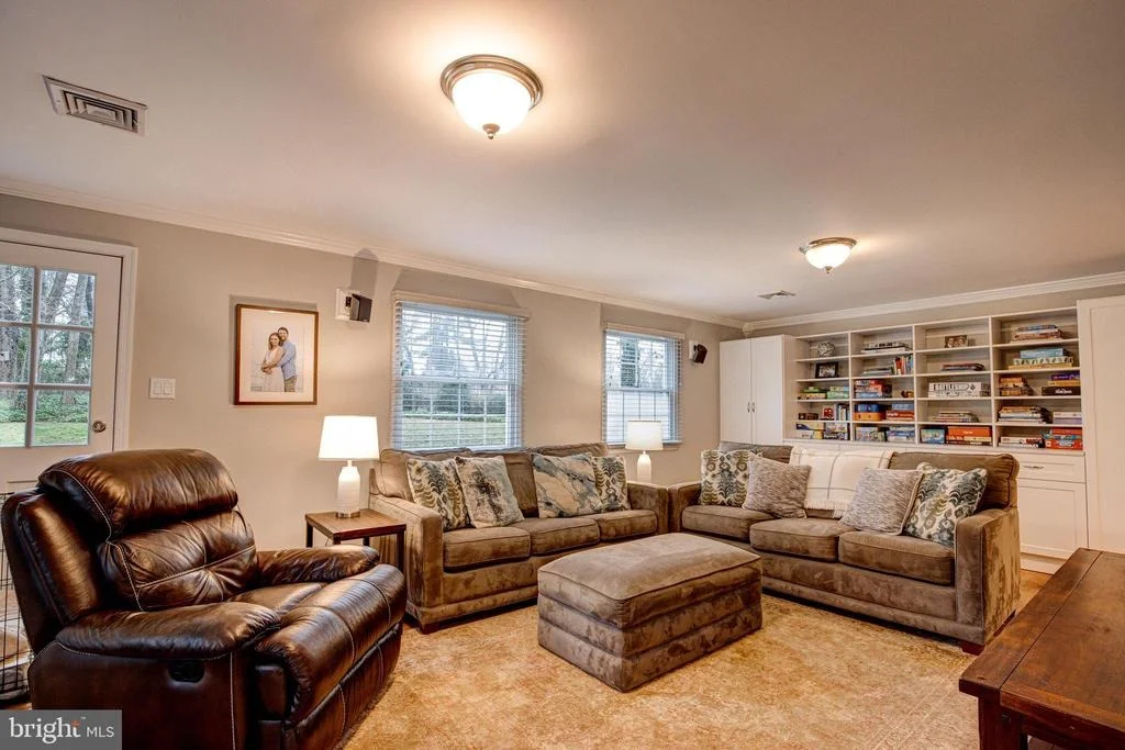 Photo of 3804 MODE STREET