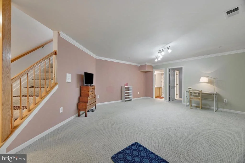 Photo of 4401 HUNTCHASE DRIVE