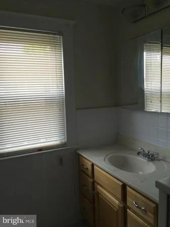 Photo of 405 WALCOTT ROAD