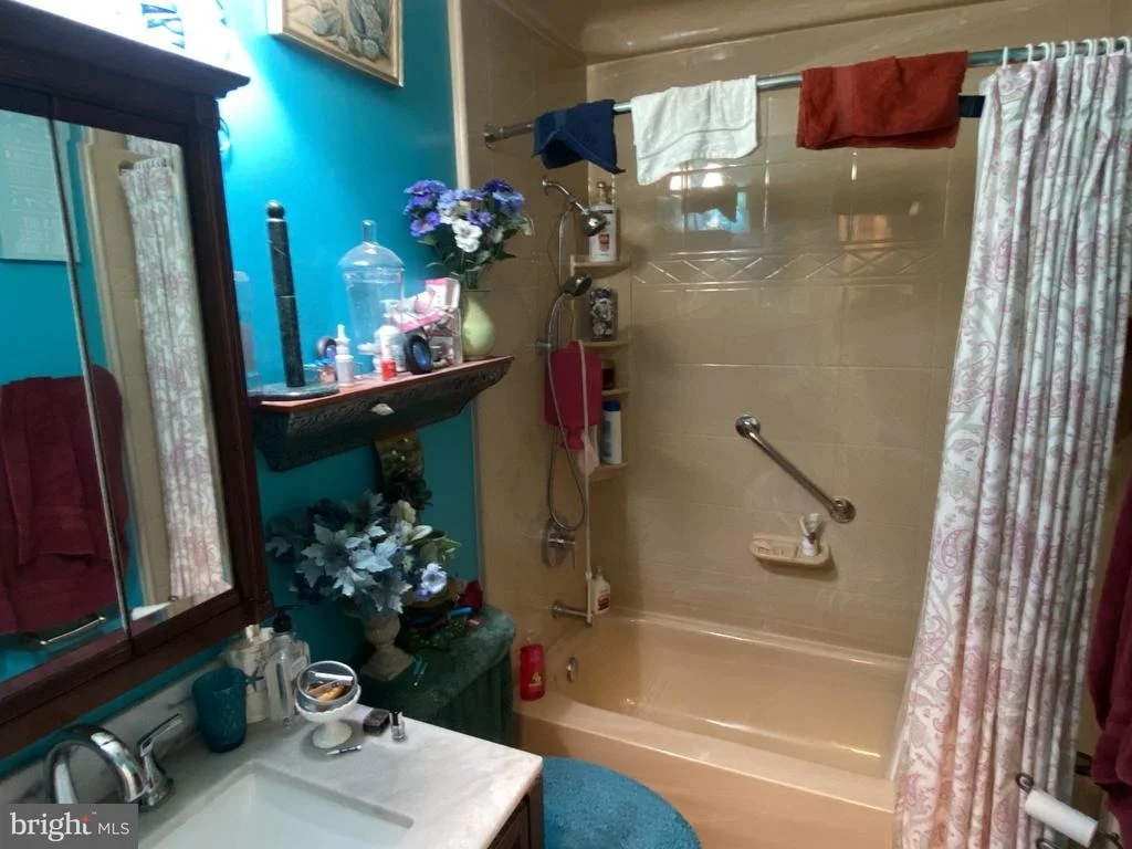 Photo of 8007 ORANGE PLANK ROAD