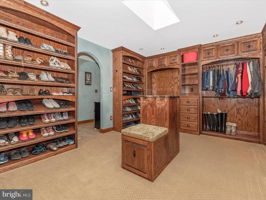 Photo of 11505 PLEASANT VALLEY ROAD